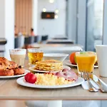 Hotel Express - Malta By Ihg 3*