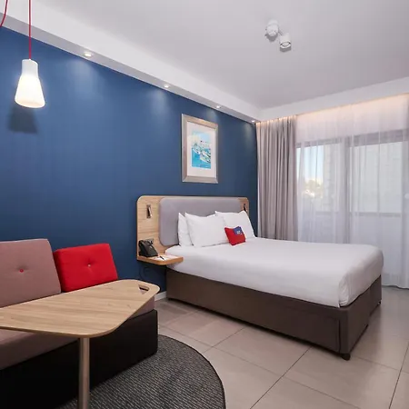Express - Malta By Ihg Отель 3*