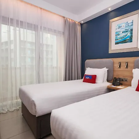 Express - Malta By Ihg Отель Сент Джулианс