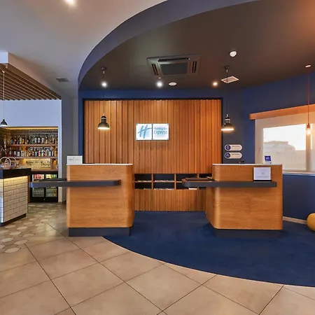 Express - Malta By Ihg Hotell 3*