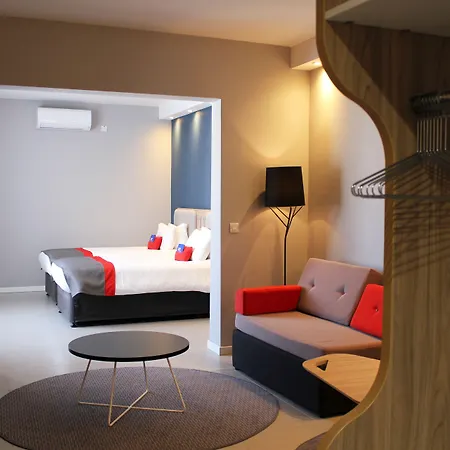 מלון Express - Malta By Ihg 3*