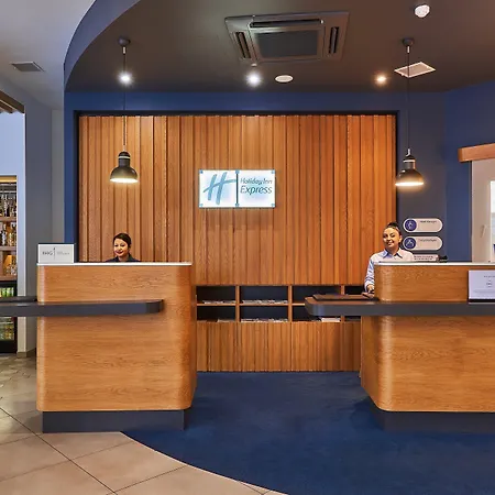 Express - Malta By Ihg Hotel Saint Julian's