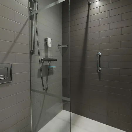 Express - Malta By Ihg Hotel