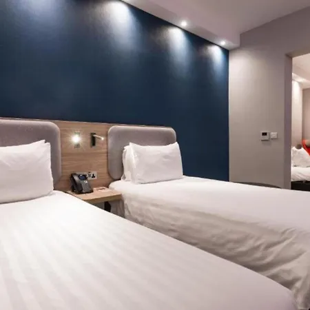 Express - Malta By Ihg Hotel Saint Julian's